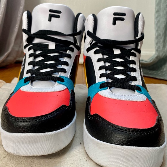 10.5 High-top FILA sneakers bold colorway! - Picture 2 of 6